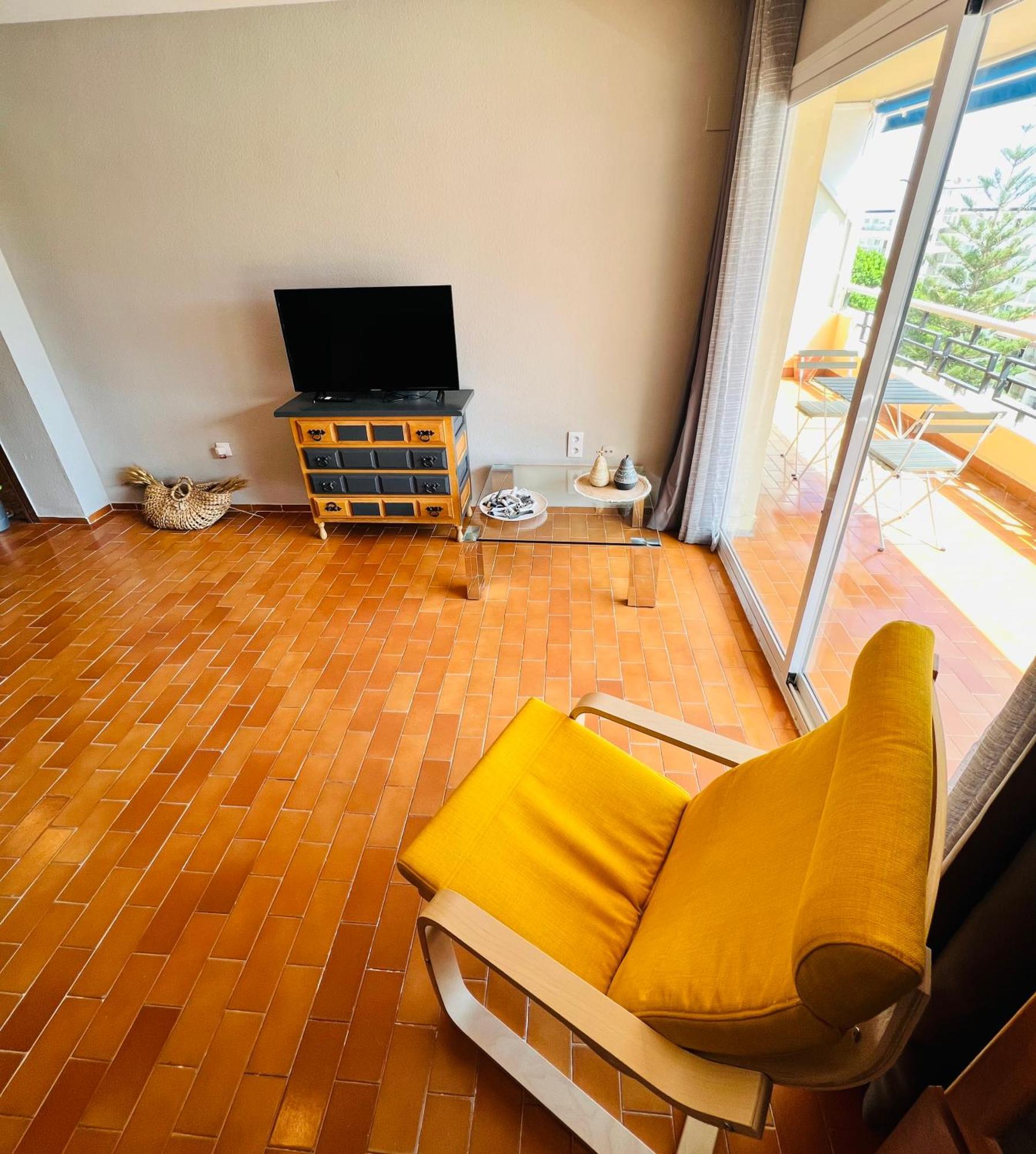 Nucleo Cristal By Ivi Real Estate